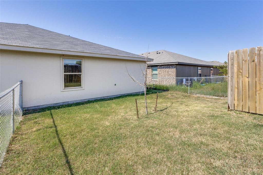 6011 Amelia Earhart Boulevard B Property Photo 14