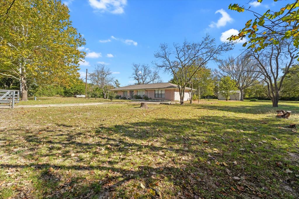 3751 Fm 903 Property Photo 4