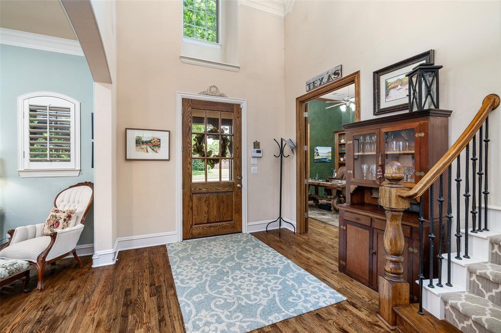 1097 Limestone Court Property Photo 4