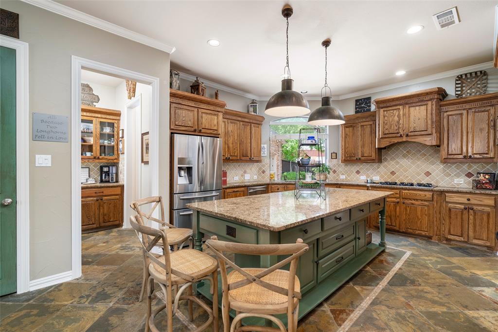 1097 Limestone Court Property Photo 13