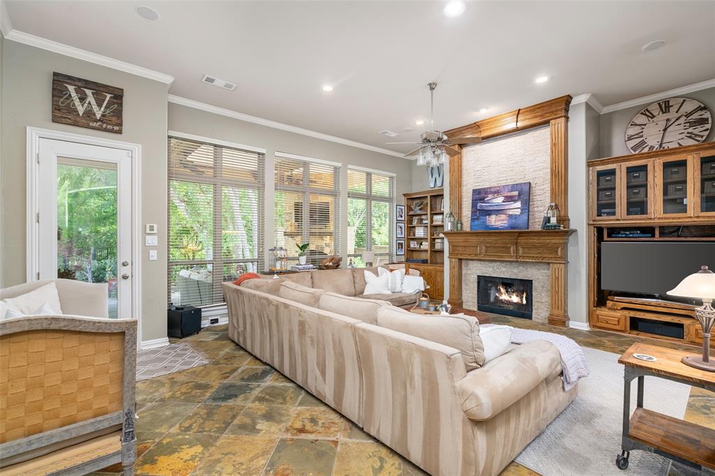 1097 Limestone Court Property Photo 16