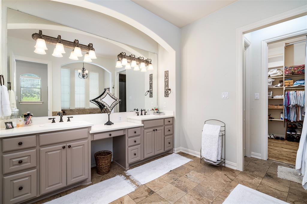 1097 Limestone Court Property Photo 20