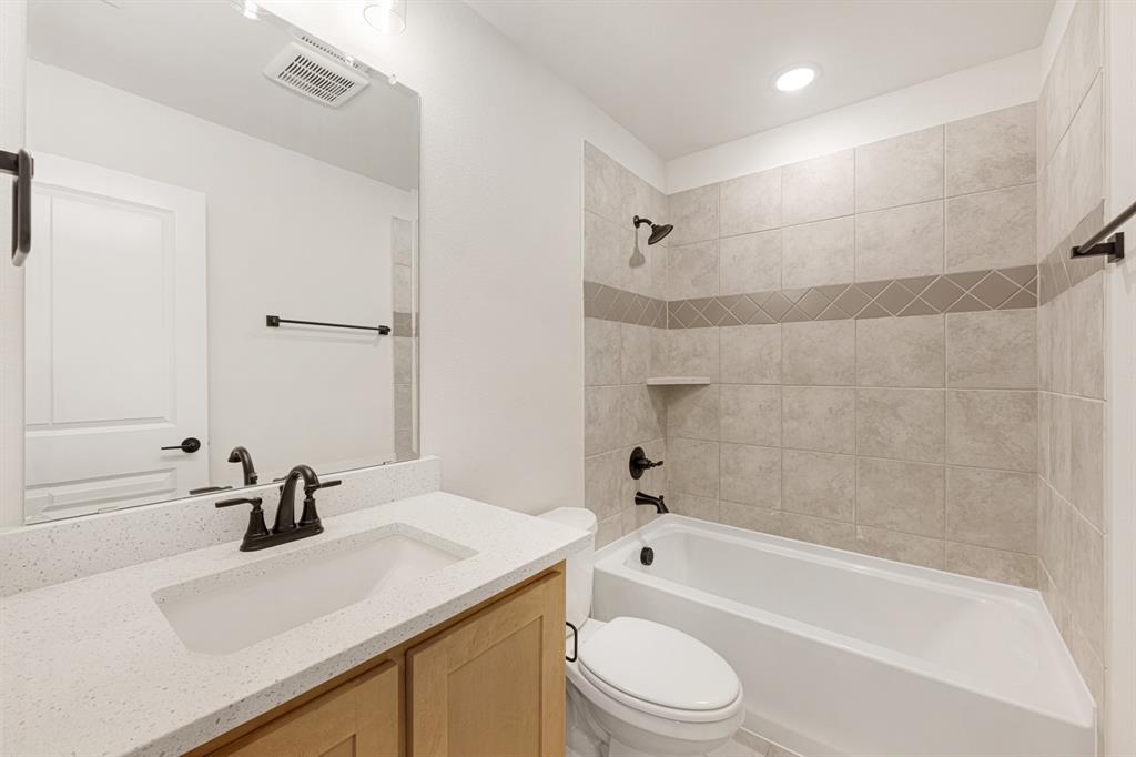 215 Seminole Trail Property Photo 18
