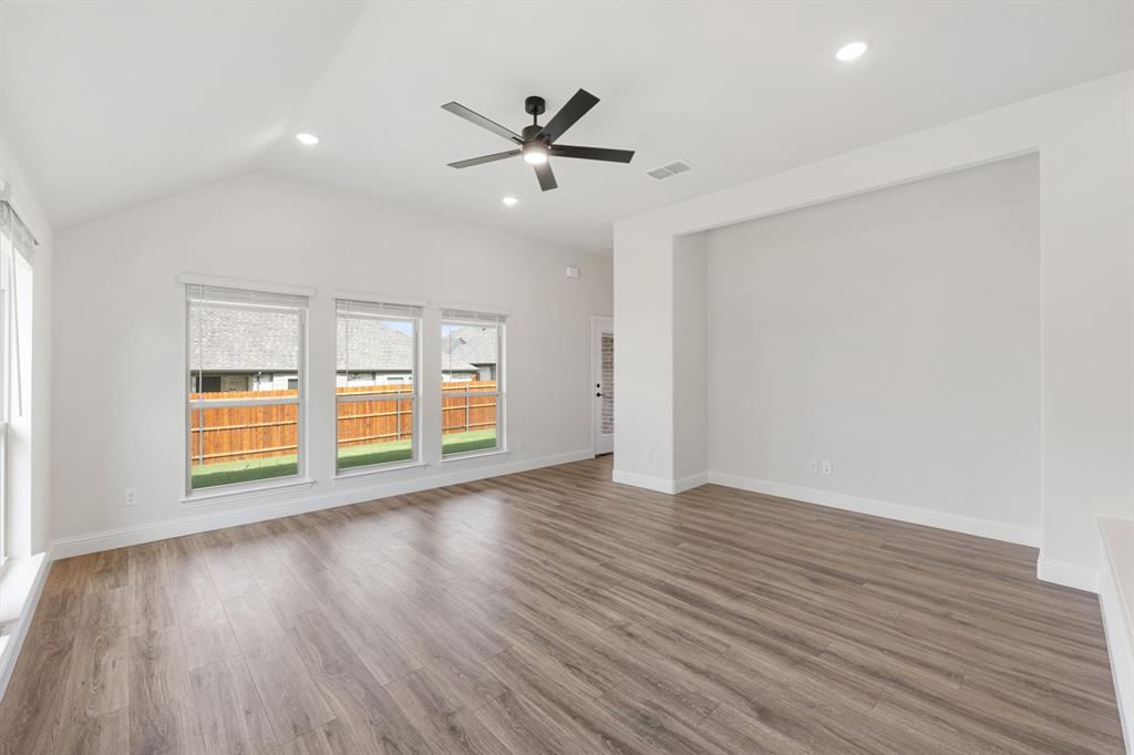 215 Seminole Trail Property Photo 19