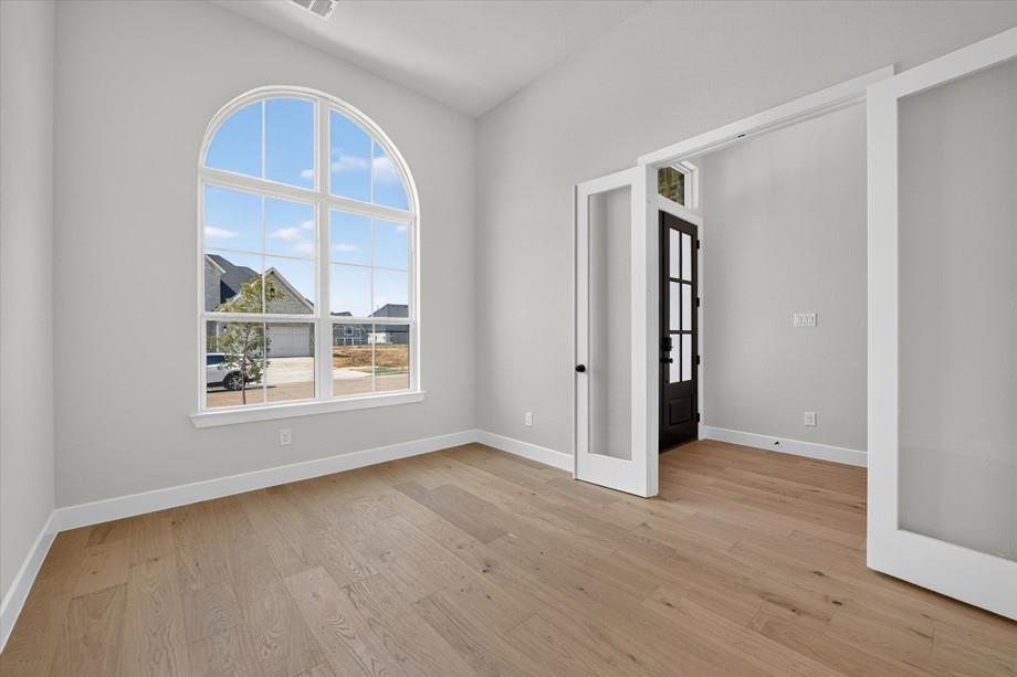 209 Barnwood Way Property Photo 17
