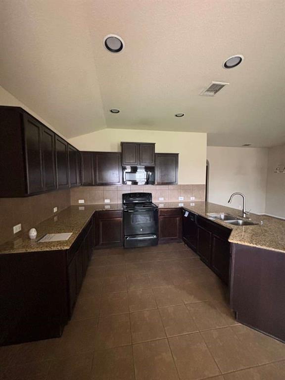 11507 N Peak Property Photo 13