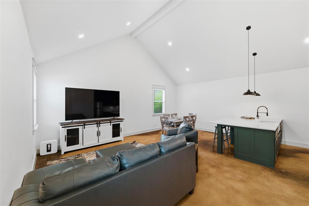 6625 Sandy Beach Road Property Photo 33