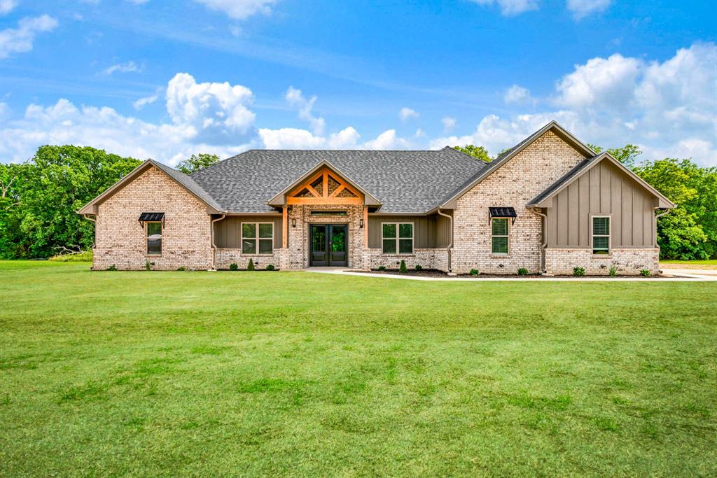 250 Private Road 45855 Property Photo 1
