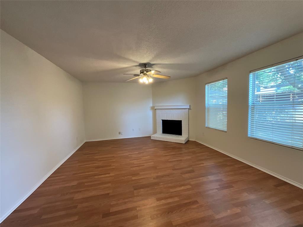 2233 Chestnut Drive Property Photo 7