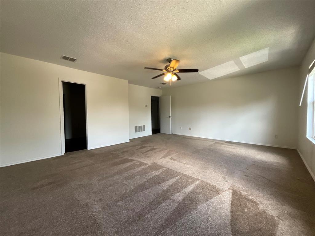 2233 Chestnut Drive Property Photo 12
