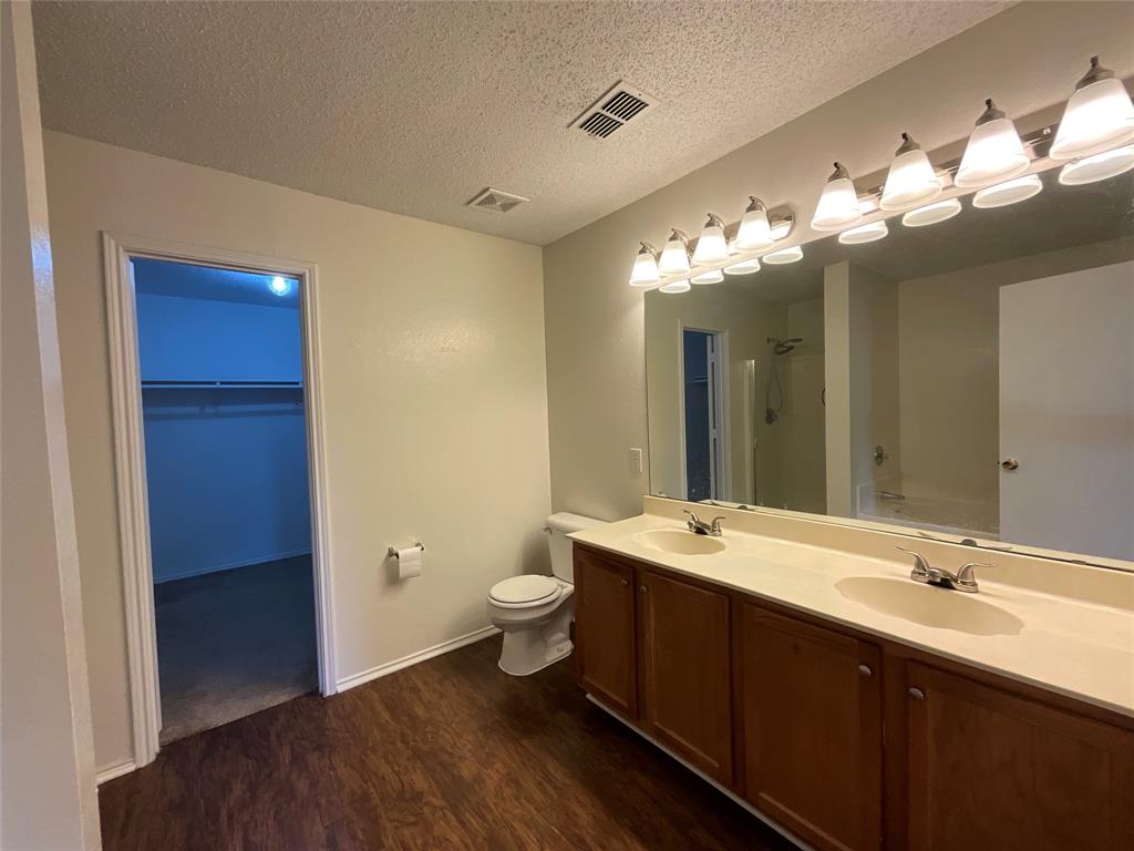 2233 Chestnut Drive Property Photo 14
