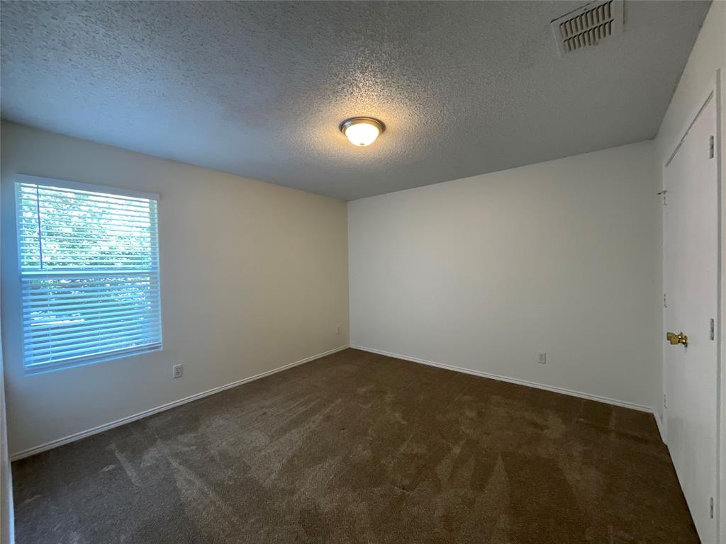 2233 Chestnut Drive Property Photo 19