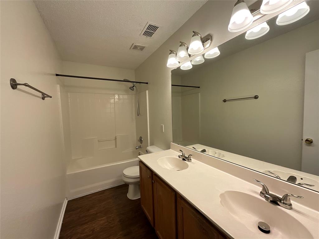 2233 Chestnut Drive Property Photo 21