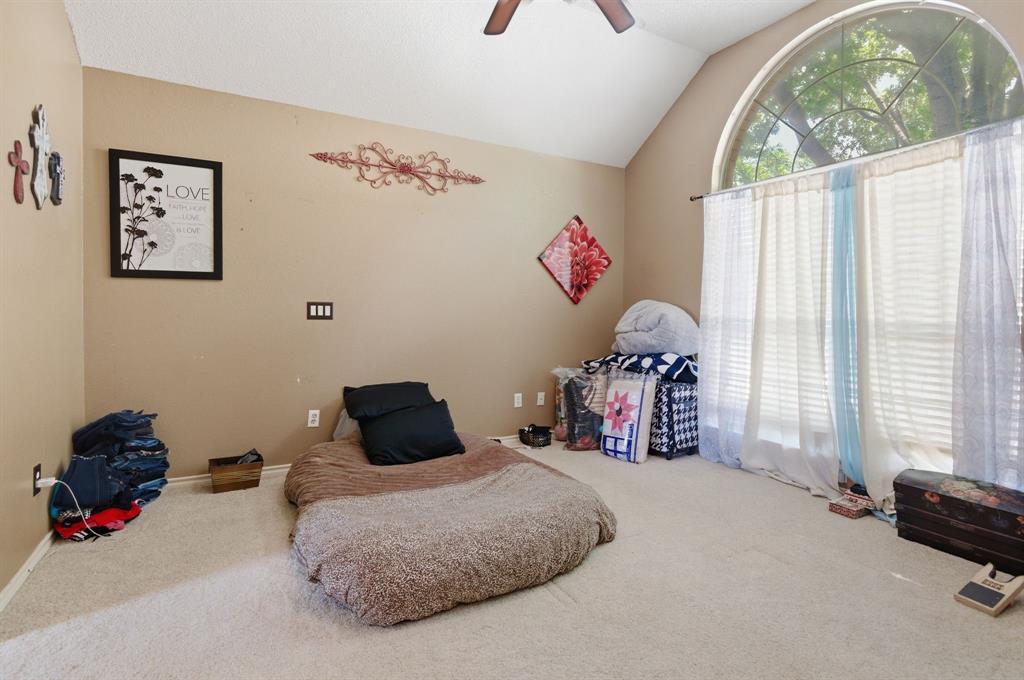 8461 Golf Club Circle Property Photo 14