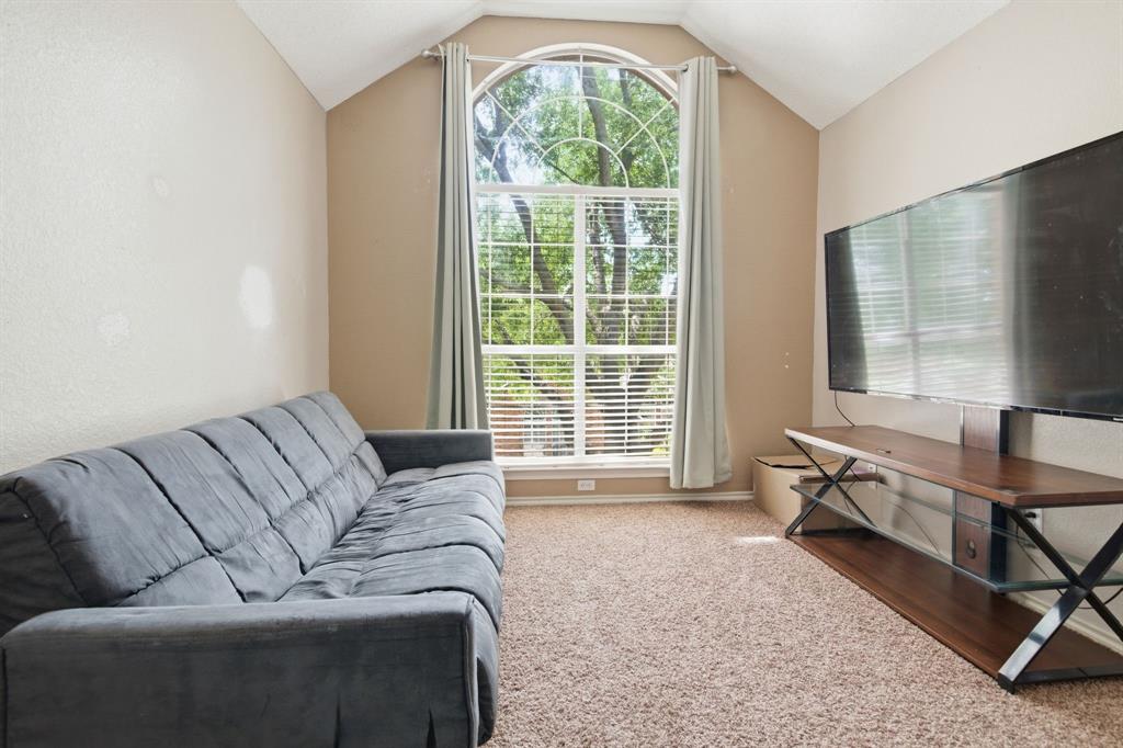 8461 Golf Club Circle Property Photo 21