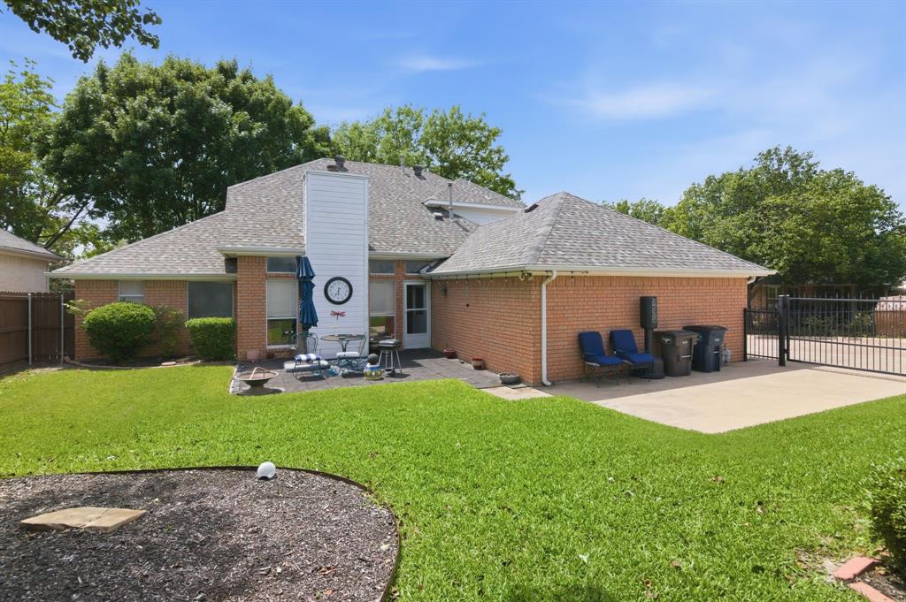 8461 Golf Club Circle Property Photo 25