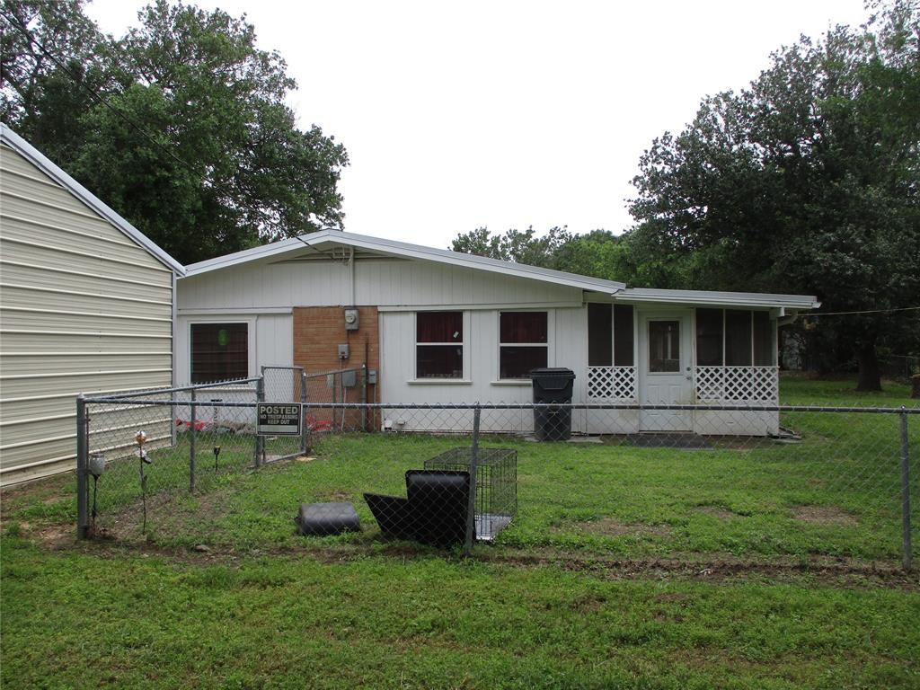 1026 County Road 1145 Property Photo 11