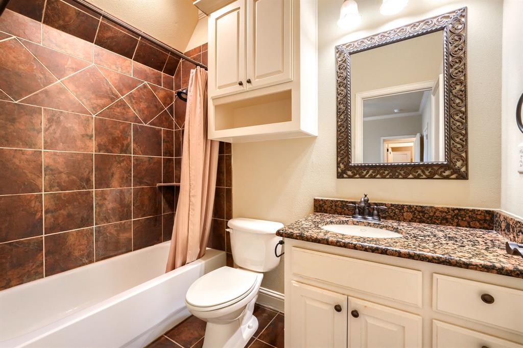 8009 Canyon Oak Drive Property Photo 34
