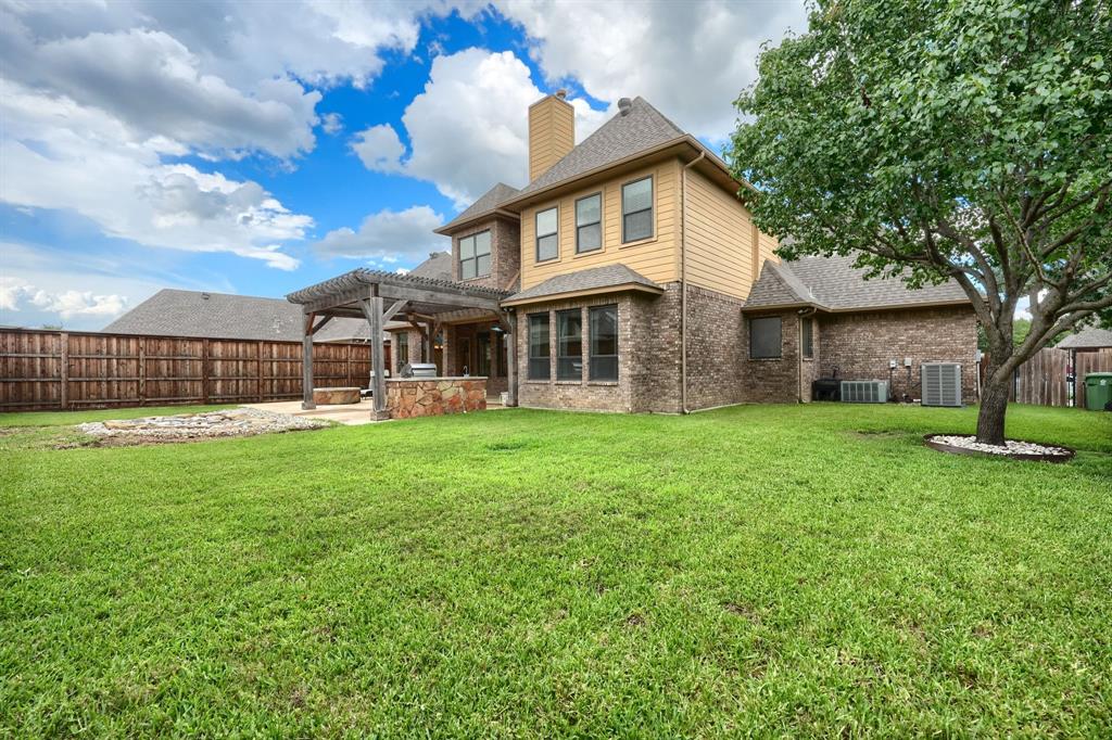 8009 Canyon Oak Drive Property Photo 40