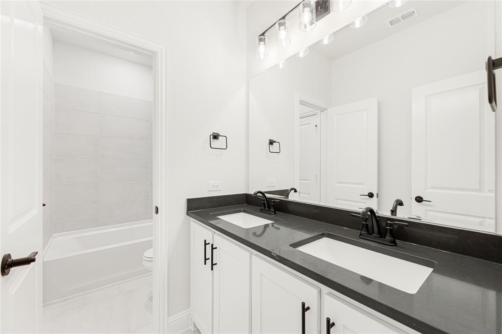 520 Sanctuary Drive Property Photo 15
