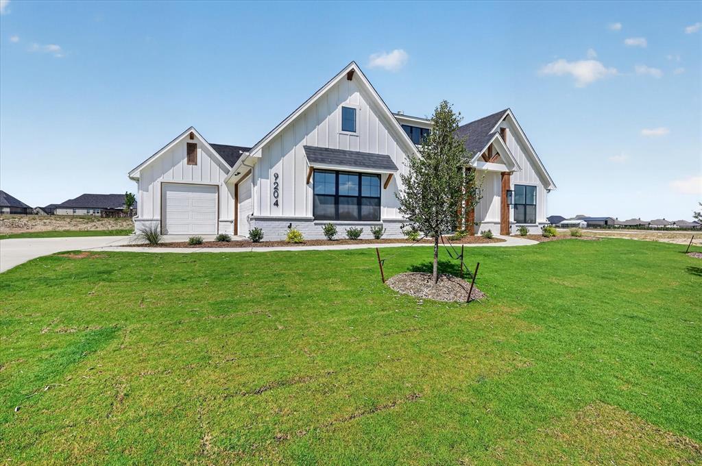 9204 Wood Duck Drive Property Photo 1
