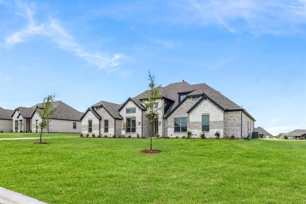 515 Birthright Lane Property Photo 4