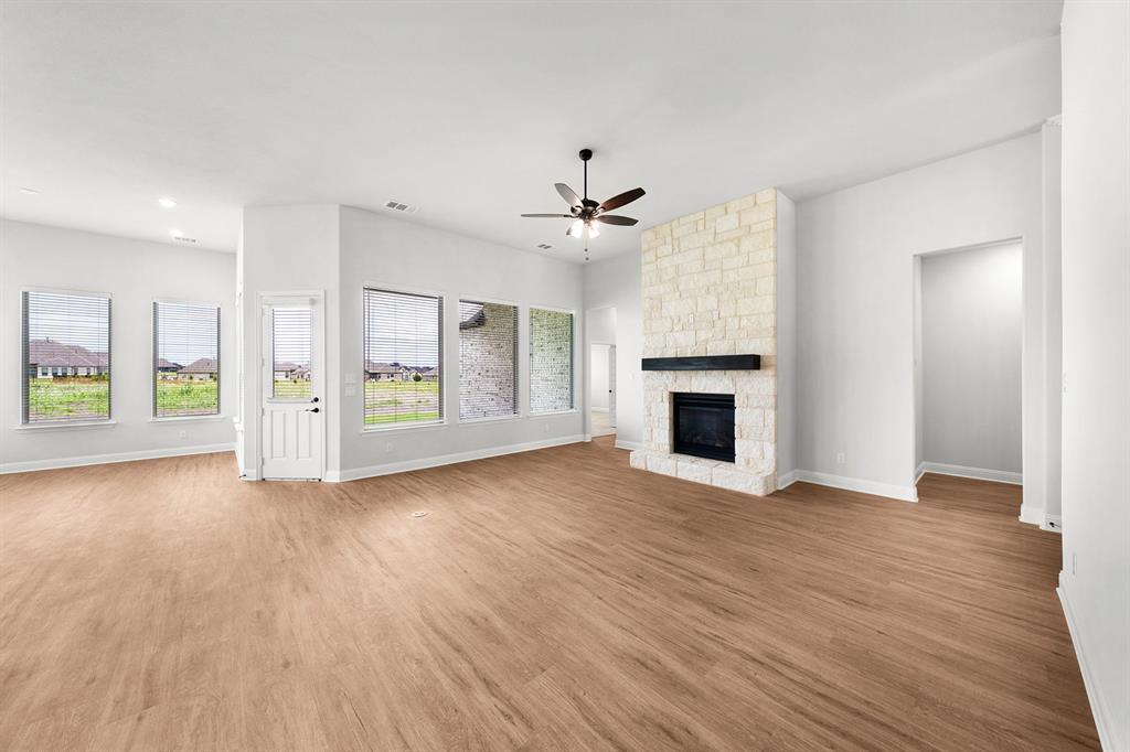 515 Birthright Lane Property Photo 13