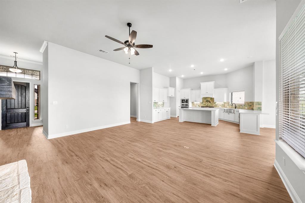 515 Birthright Lane Property Photo 14