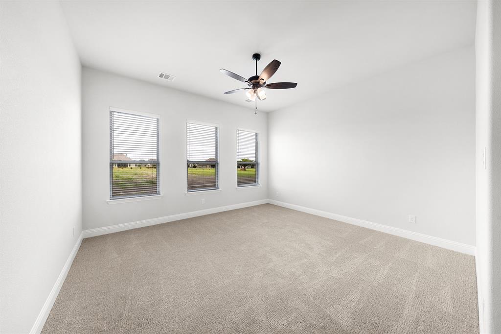 515 Birthright Lane Property Photo 16