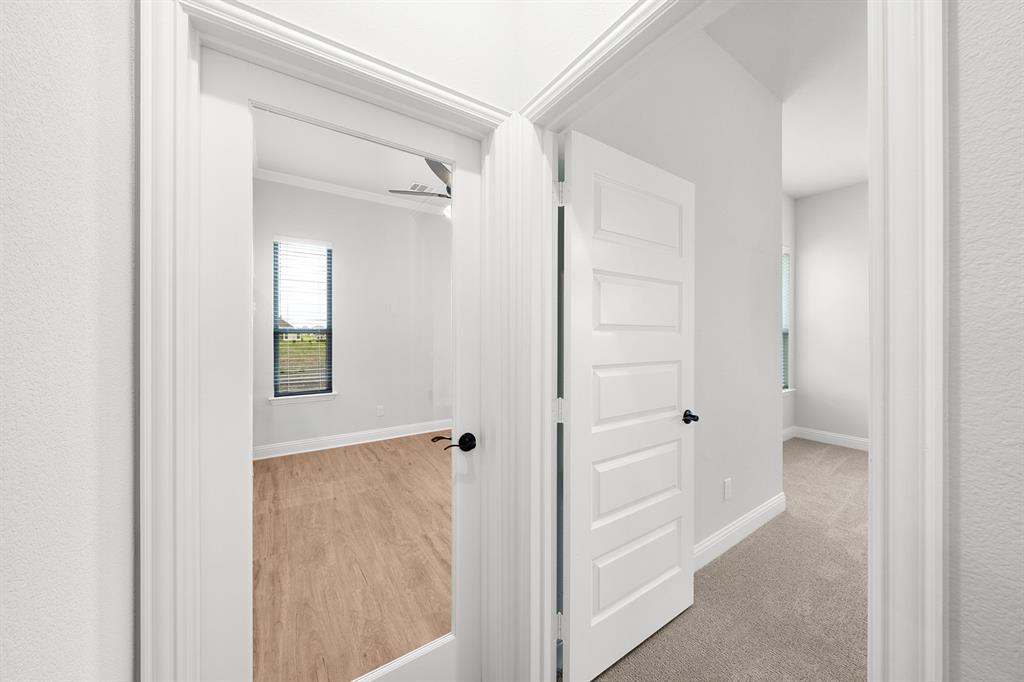 515 Birthright Lane Property Photo 17
