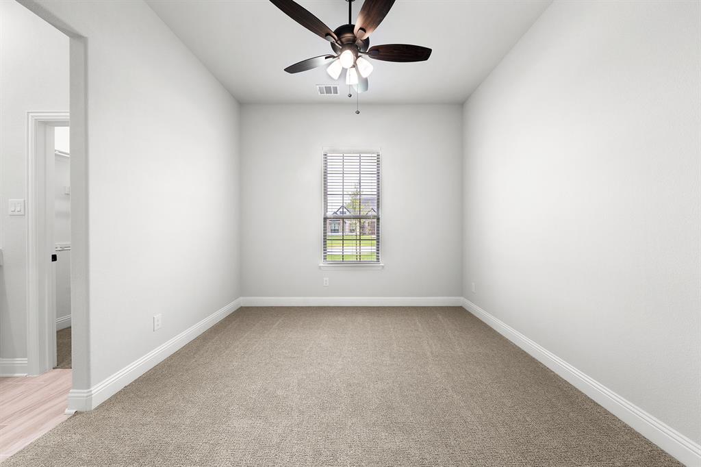515 Birthright Lane Property Photo 25