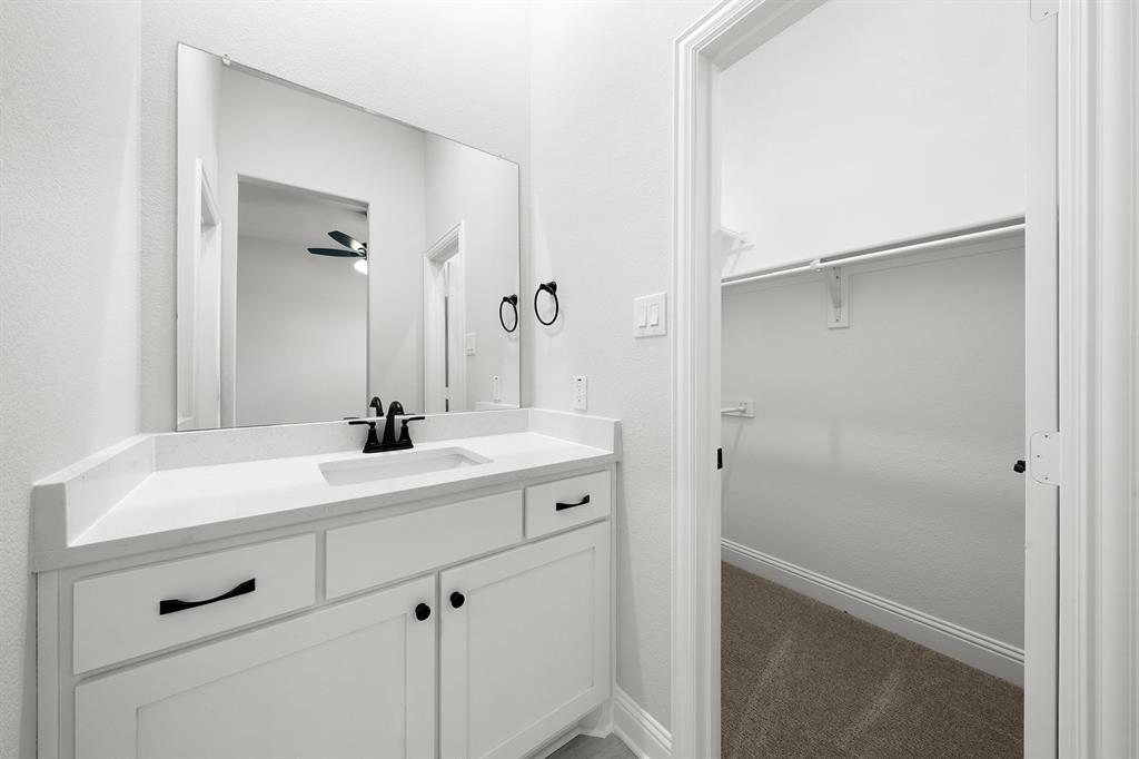 515 Birthright Lane Property Photo 26