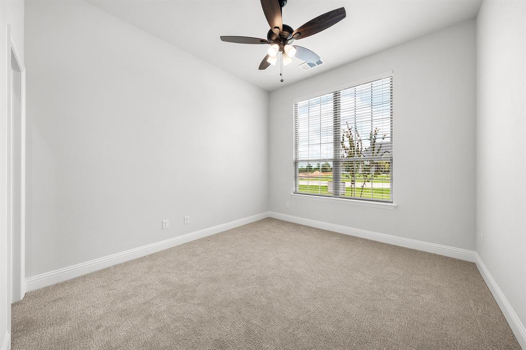 515 Birthright Lane Property Photo 31