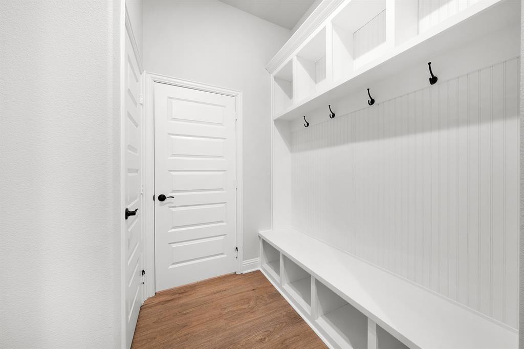 515 Birthright Lane Property Photo 33