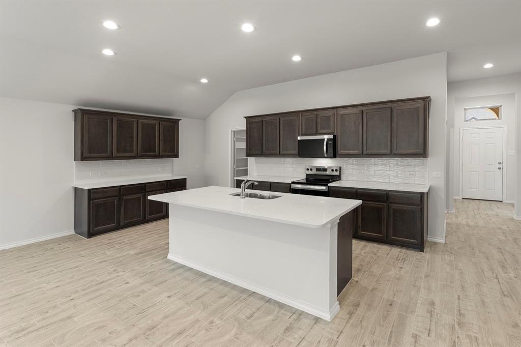 3274 Ribisl Lane Property Photo 4