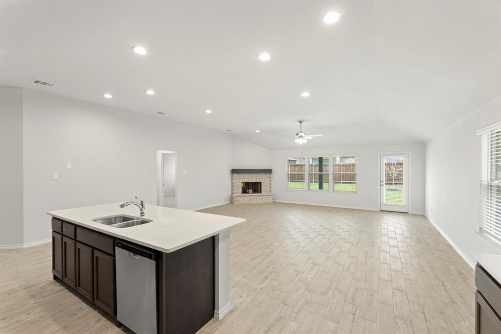 3274 Ribisl Lane Property Photo 6