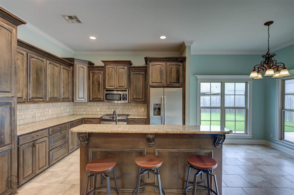 605 Canoe Trail Property Photo 4