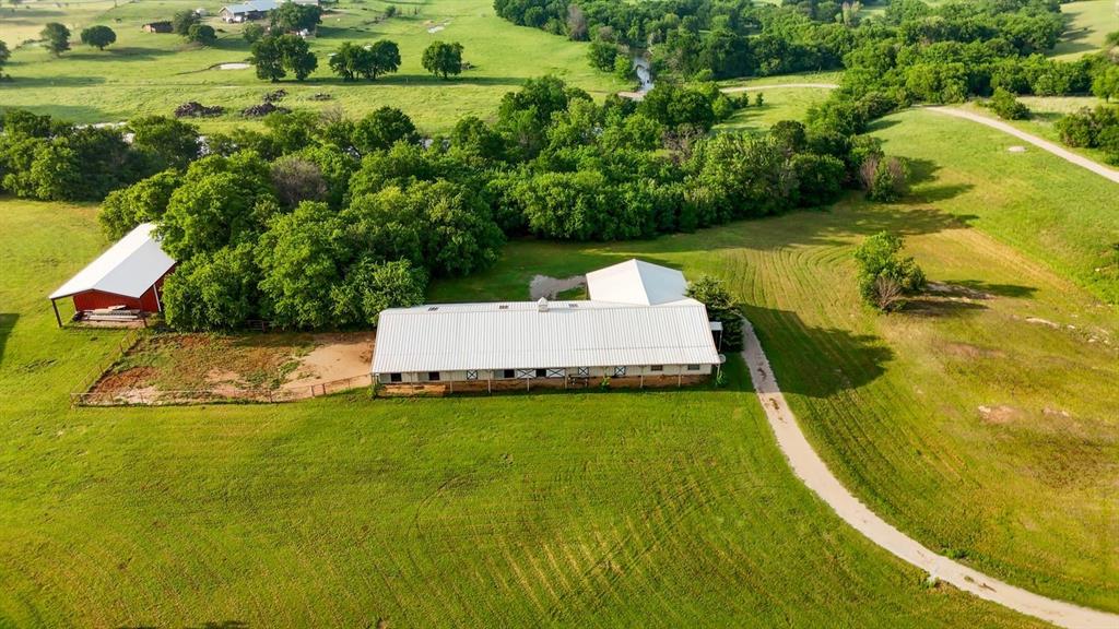 1300 Strader Road Property Photo 11