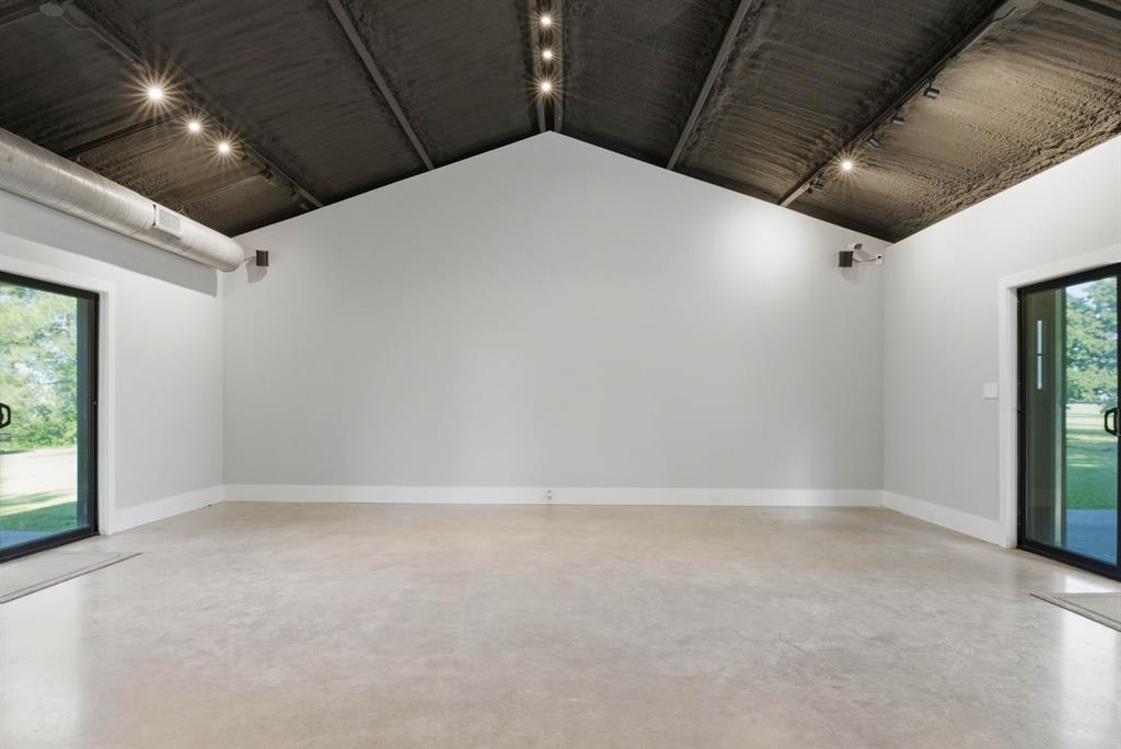 1300 Strader Road Property Photo 18