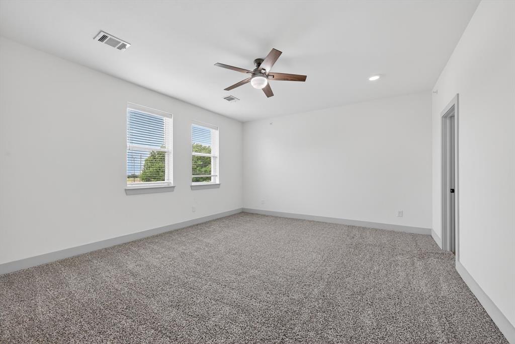 6027 Rivendell Drive Property Photo 11