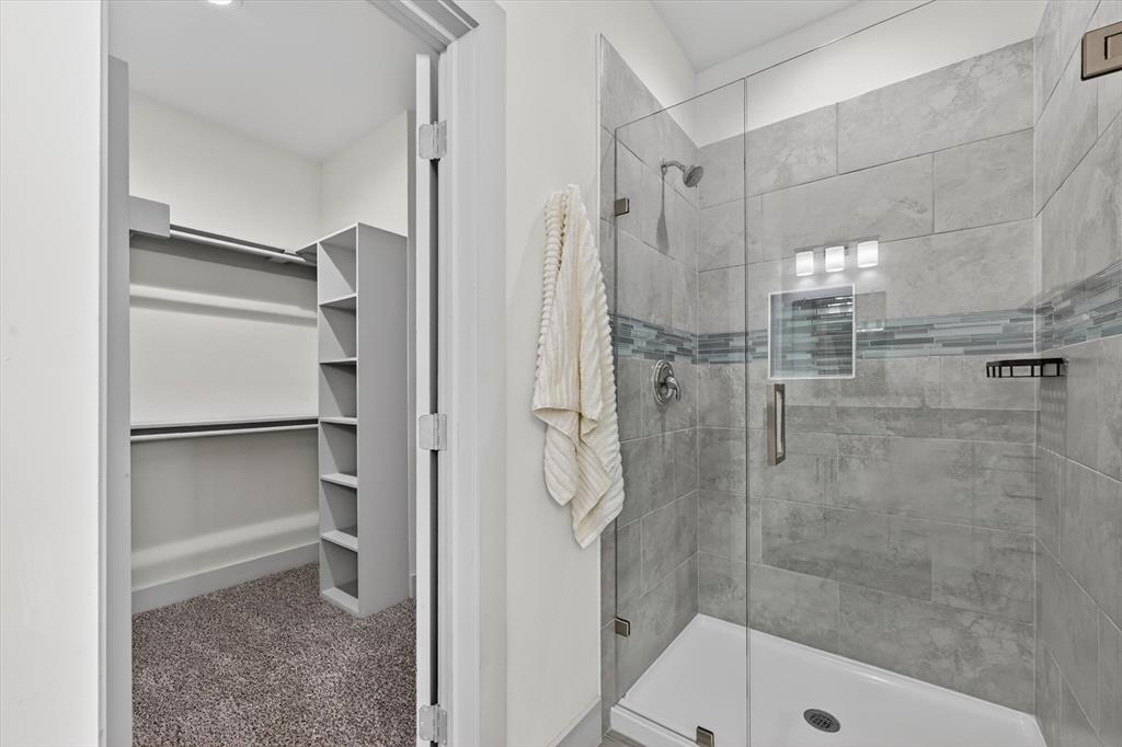 6027 Rivendell Drive Property Photo 13