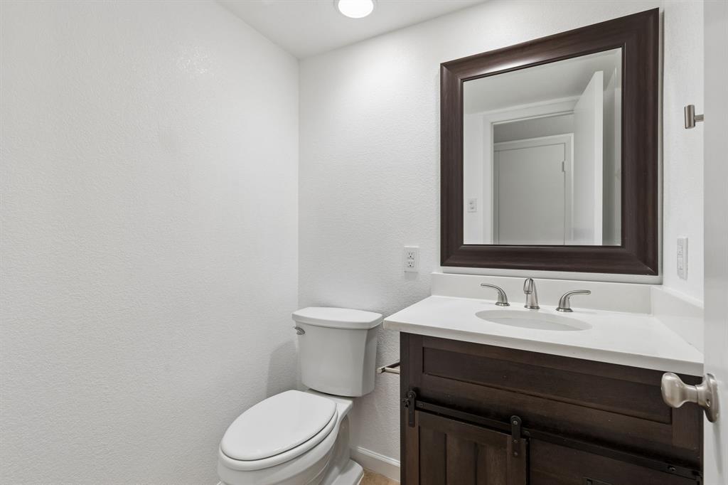 11329 Dumbarton Drive Property Photo 16
