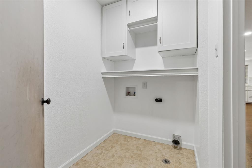 11329 Dumbarton Drive Property Photo 26