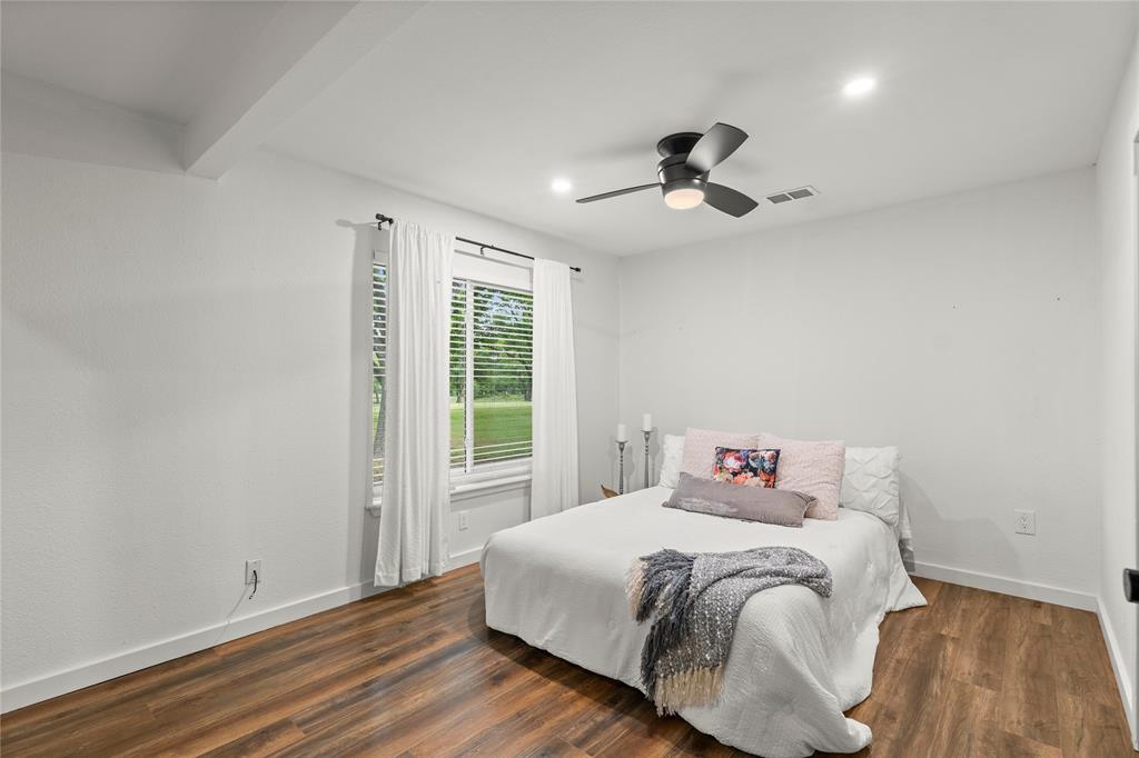 341 Reast Road Property Photo 16