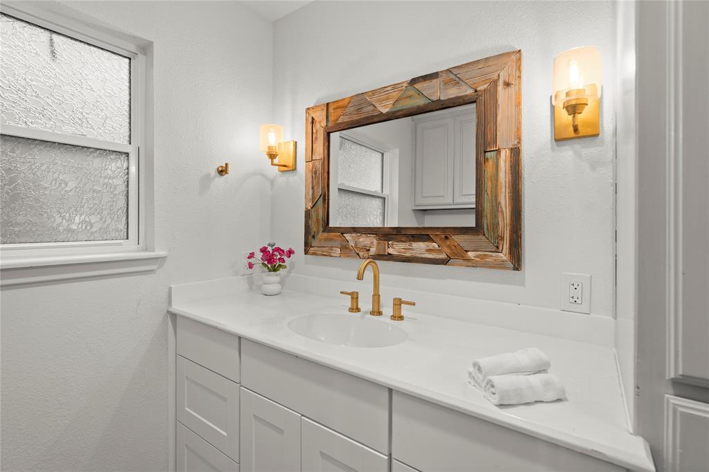 341 Reast Road Property Photo 21