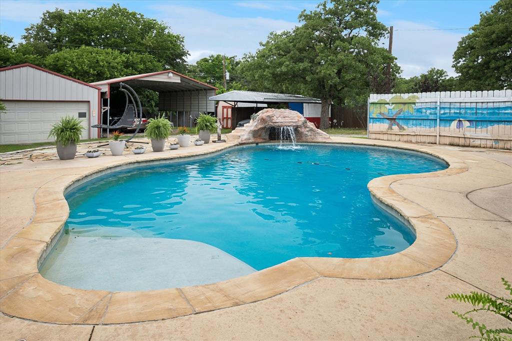 9716 Windsor Circle Property Photo 3