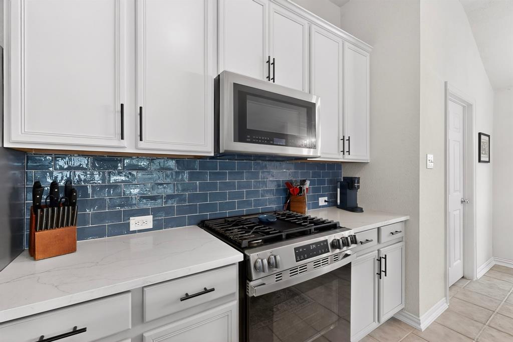 7716 Val Verde Drive Property Photo 17