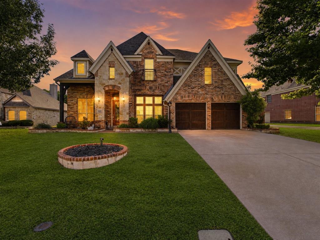 2018 Spring Creek Drive Property Photo 1