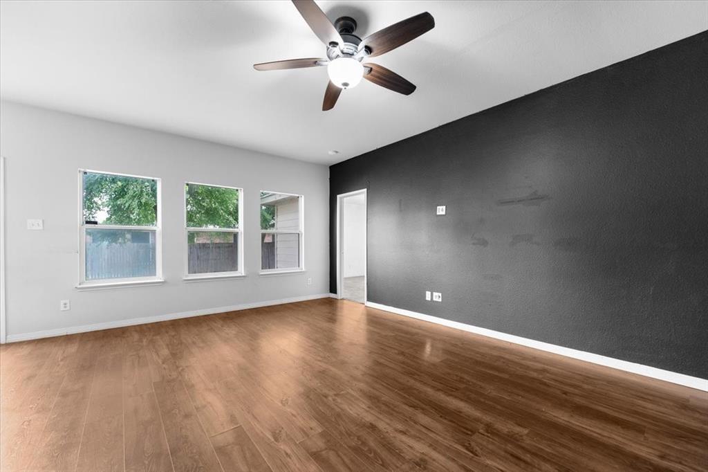 10505 Braewood Drive Property Photo 6