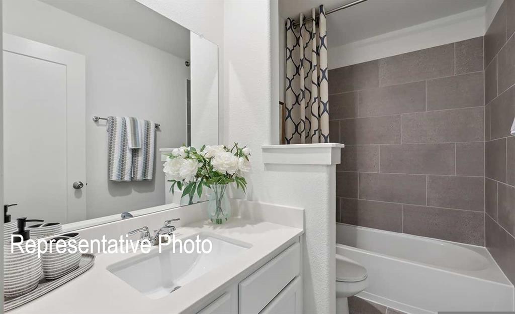 1119 Arborwood Drive Property Photo 4